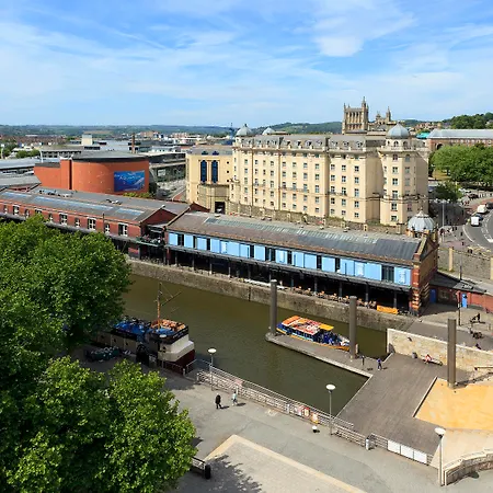 Saco - Broad Quay Hotel apartamentowy