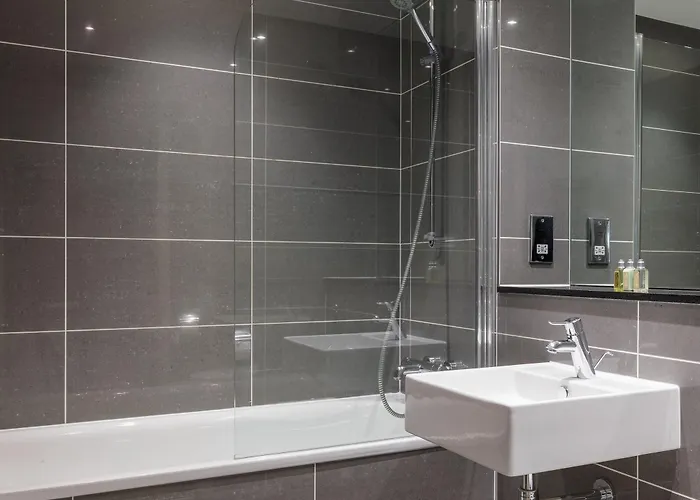 Apart Otel Saco - Broad Quay 4*